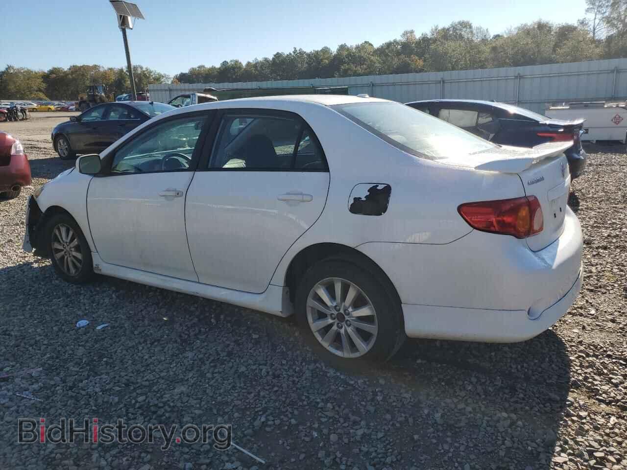 2010 TOYOTA COROLLA - VIN: 1NXBU4EEXAZ285627 - Фото 2