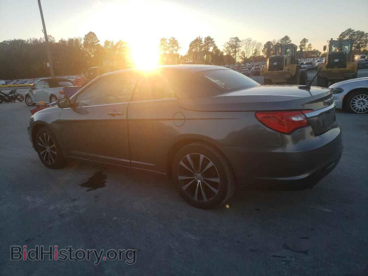 2013 CHRYSLER 200 - VIN: 1C3BCBGG8DN539736 - Фото 2