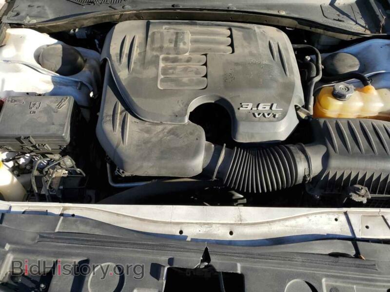 2014 Chrysler 300 (VIN 2C3CCAEG5EH228986) — photo 11 of 12