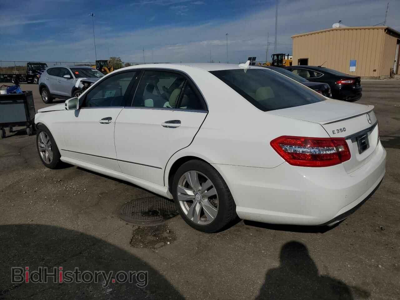 2013 MERCEDES-BENZ E-CLASS - VIN: WDDHF8JB4DA684749 - Фото 2