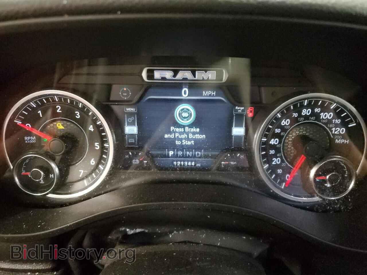 2019 RAM 1500 - VIN: 1C6SRFDT0KN812806 - Фото 9