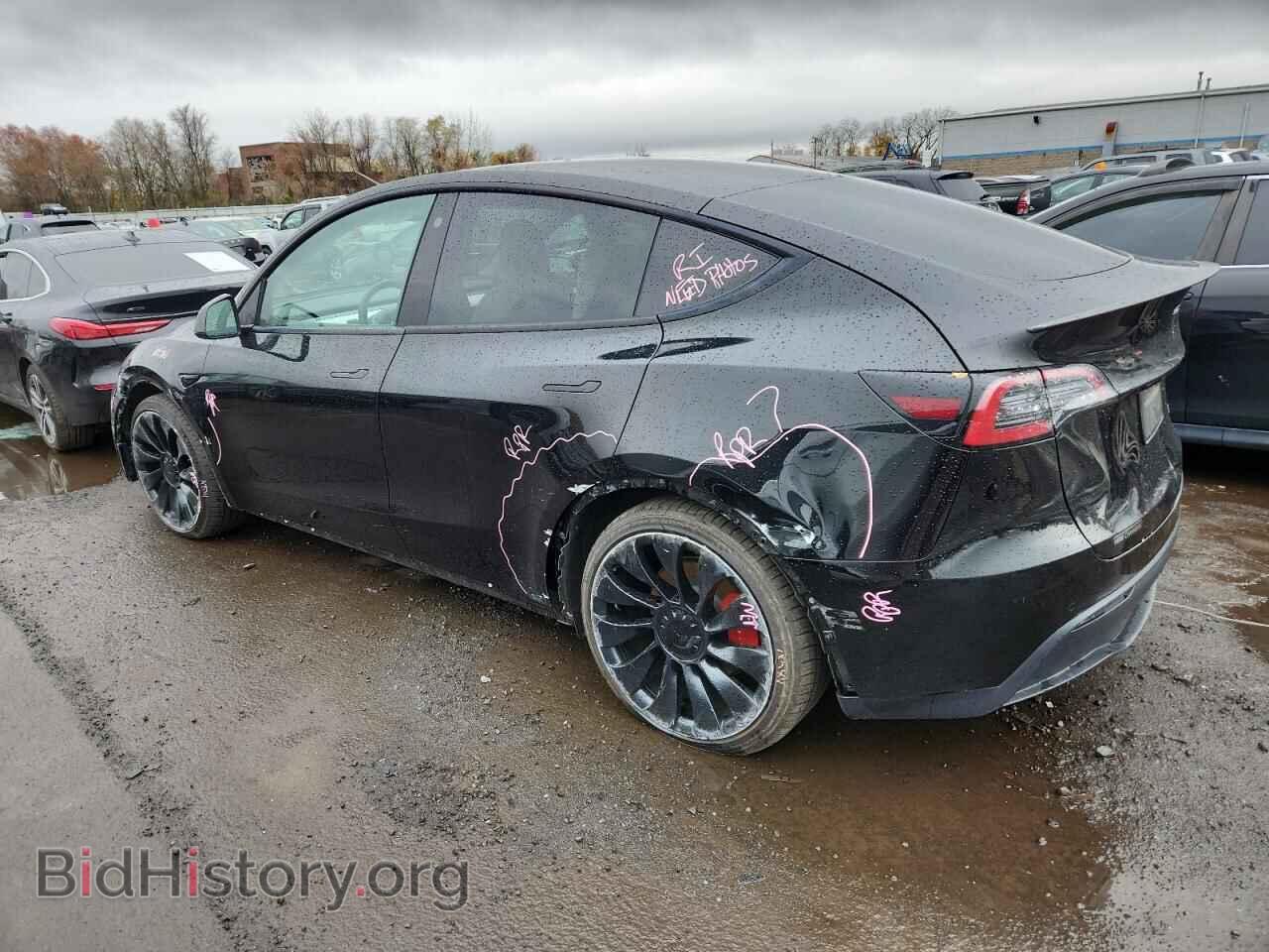 2022 TESLA MODEL Y - VIN: 7SAYGDEF0NF559045 - Фото 2
