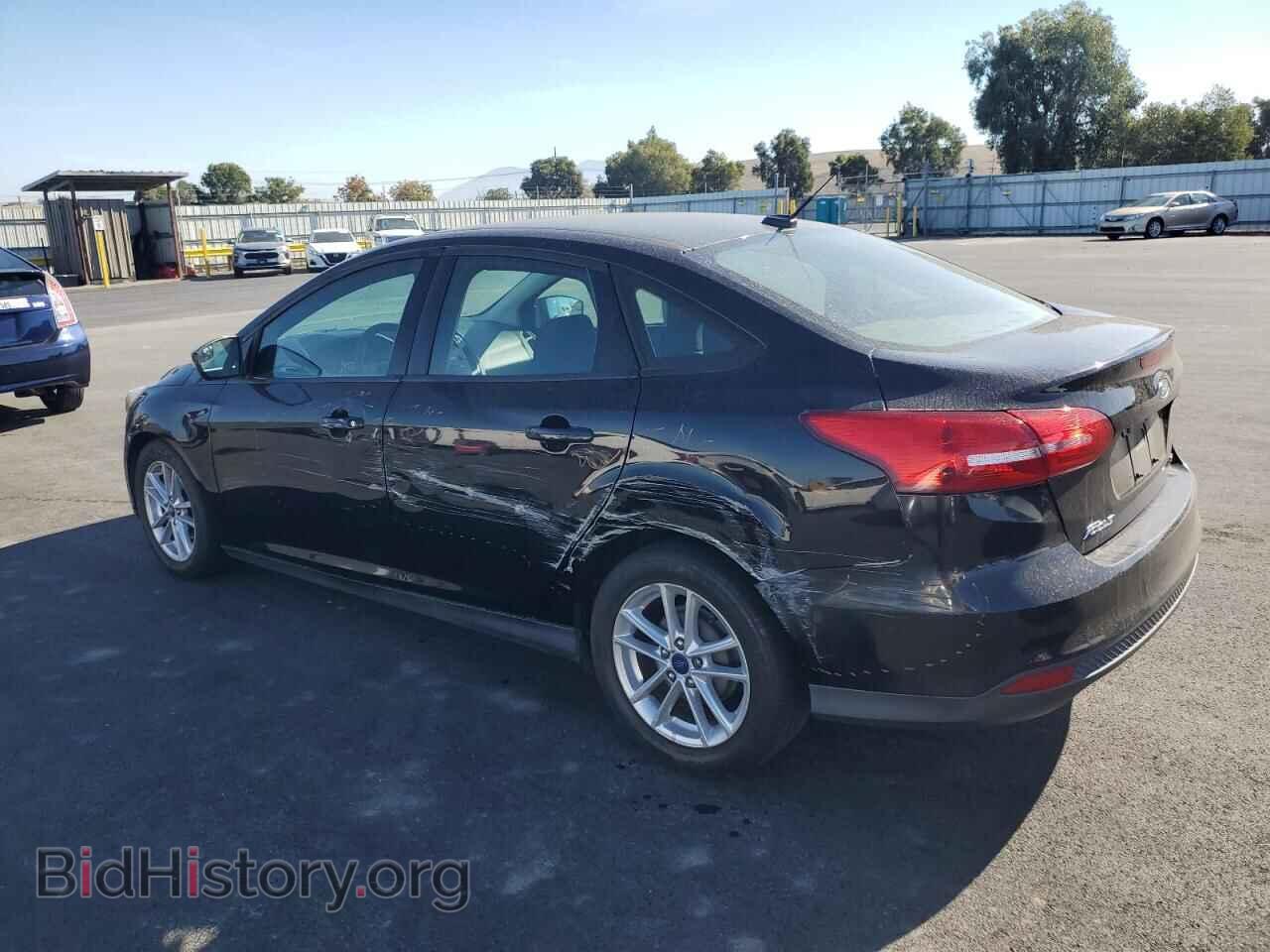 2016 FORD FOCUS - VIN: 1FADP3F22GL365169 - Photo 2