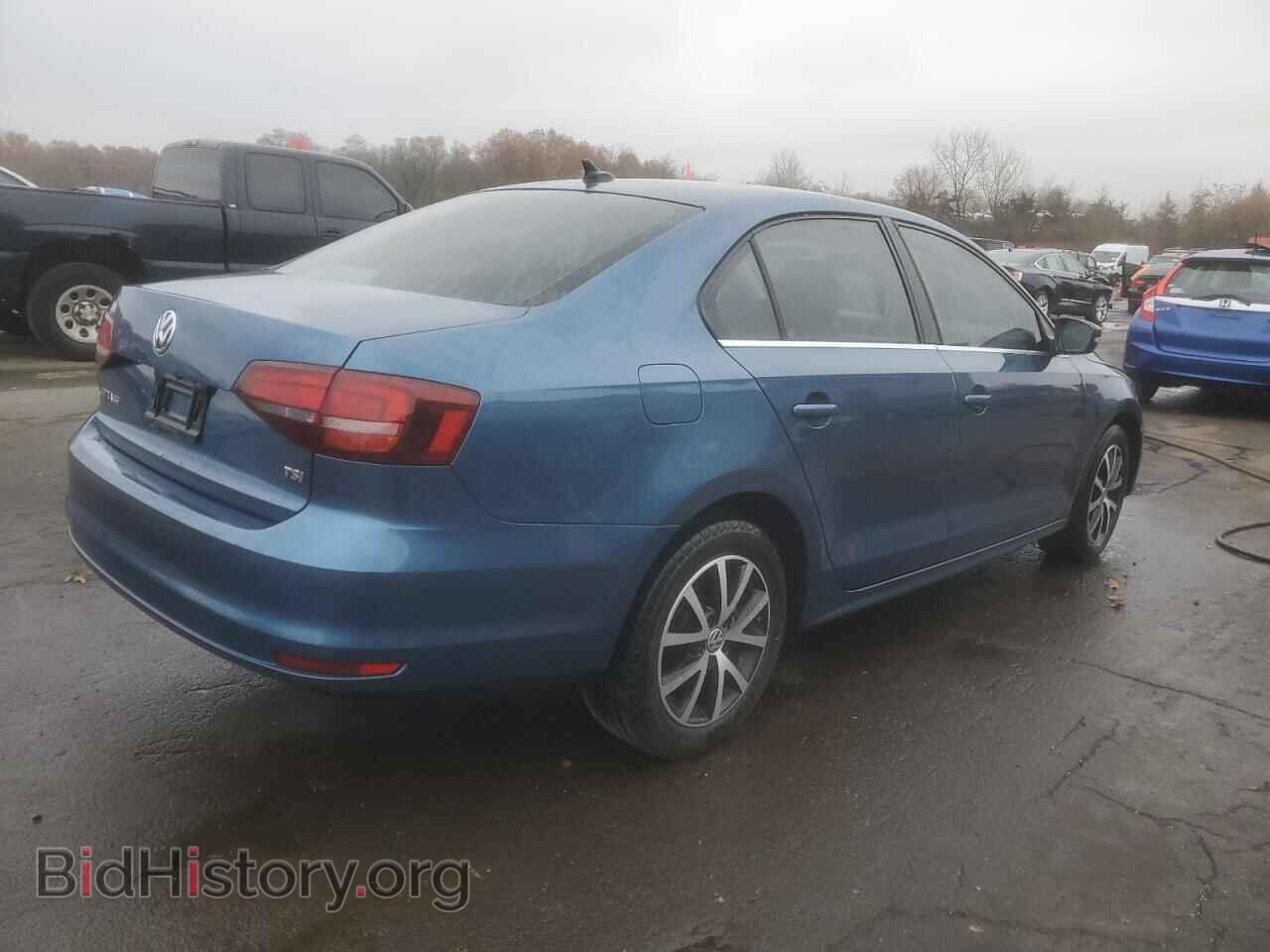 2017 VOLKSWAGEN JETTA - VIN: 3VWDB7AJ2HM257520 - Фото 3