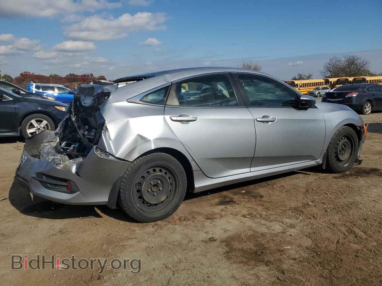 2018 HONDA CIVIC - VIN: 2HGFC2F5XJH537568 - Фото 3