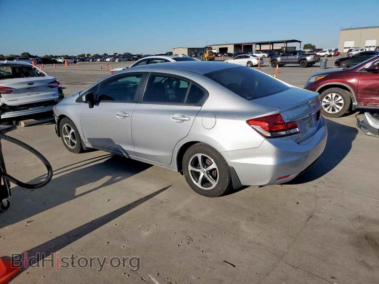 2015 HONDA CIVIC - VIN: 2HGFB2F75FH563068 - Фото 2