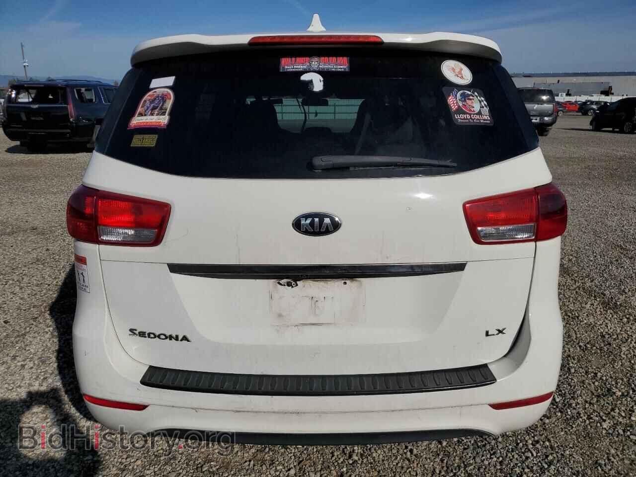 2017 KIA All Models - VIN: KNDMB5C14H6231974 - Фото 6