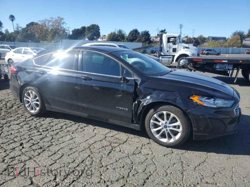 2019 Ford FUSION (VIN 3FA6P0LU0KR209154) — фото 4 из 12