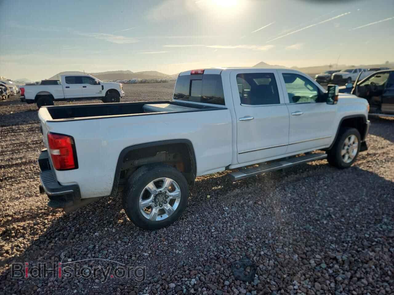 2017 GMC SIERRA - VIN: 1GT12TEG4HF108412 - Фото 3