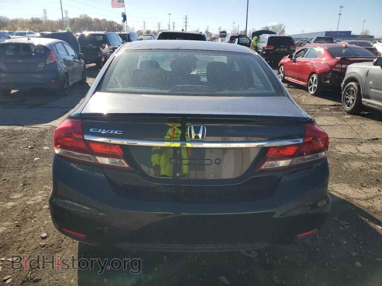 2015 HONDA CIVIC - VIN: 19XFB2F7XFE087104 - Фото 6