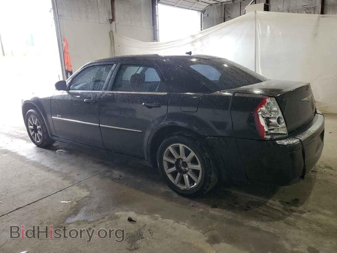 2008 CHRYSLER 300 - VIN: 2C3KA33G78H125900 - Фото 2