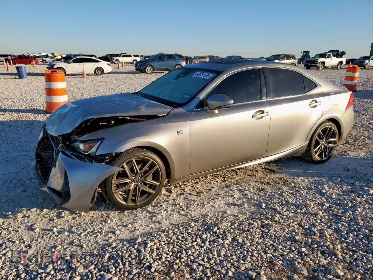 Photo JTHBA1D28H5042632 - LEXUS IS 2017