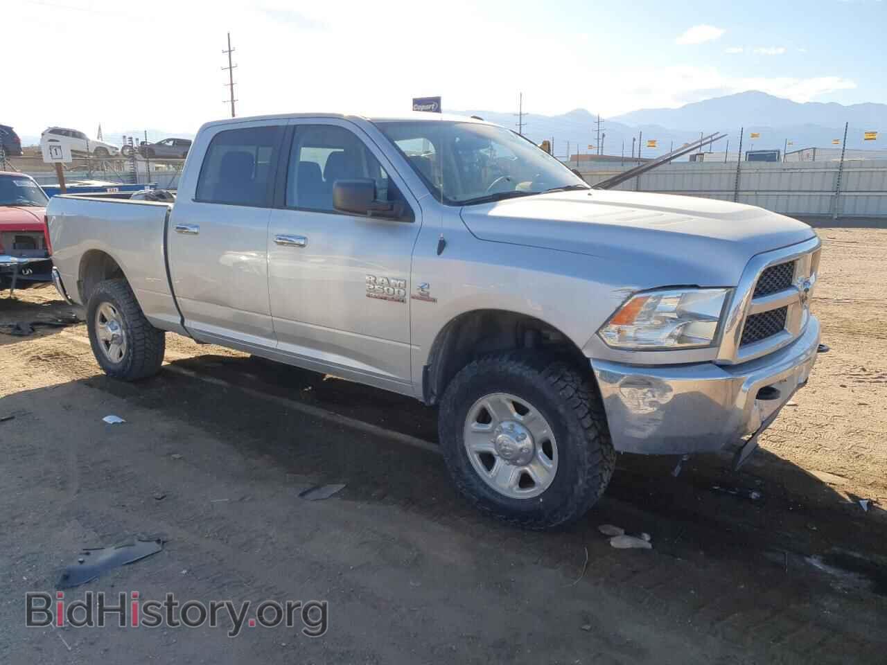 2017 RAM All Models - VIN: 3C6UR5DL6HG702122 - Photo 4