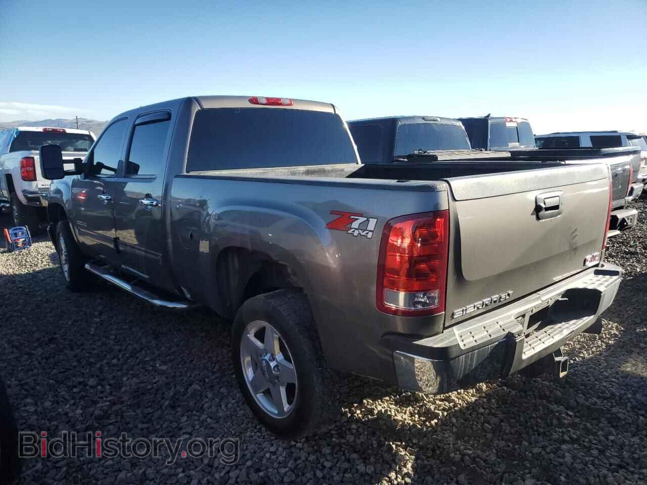 2011 GMC SIERRA - VIN: 1GT121C87BF197318 - Фото 2