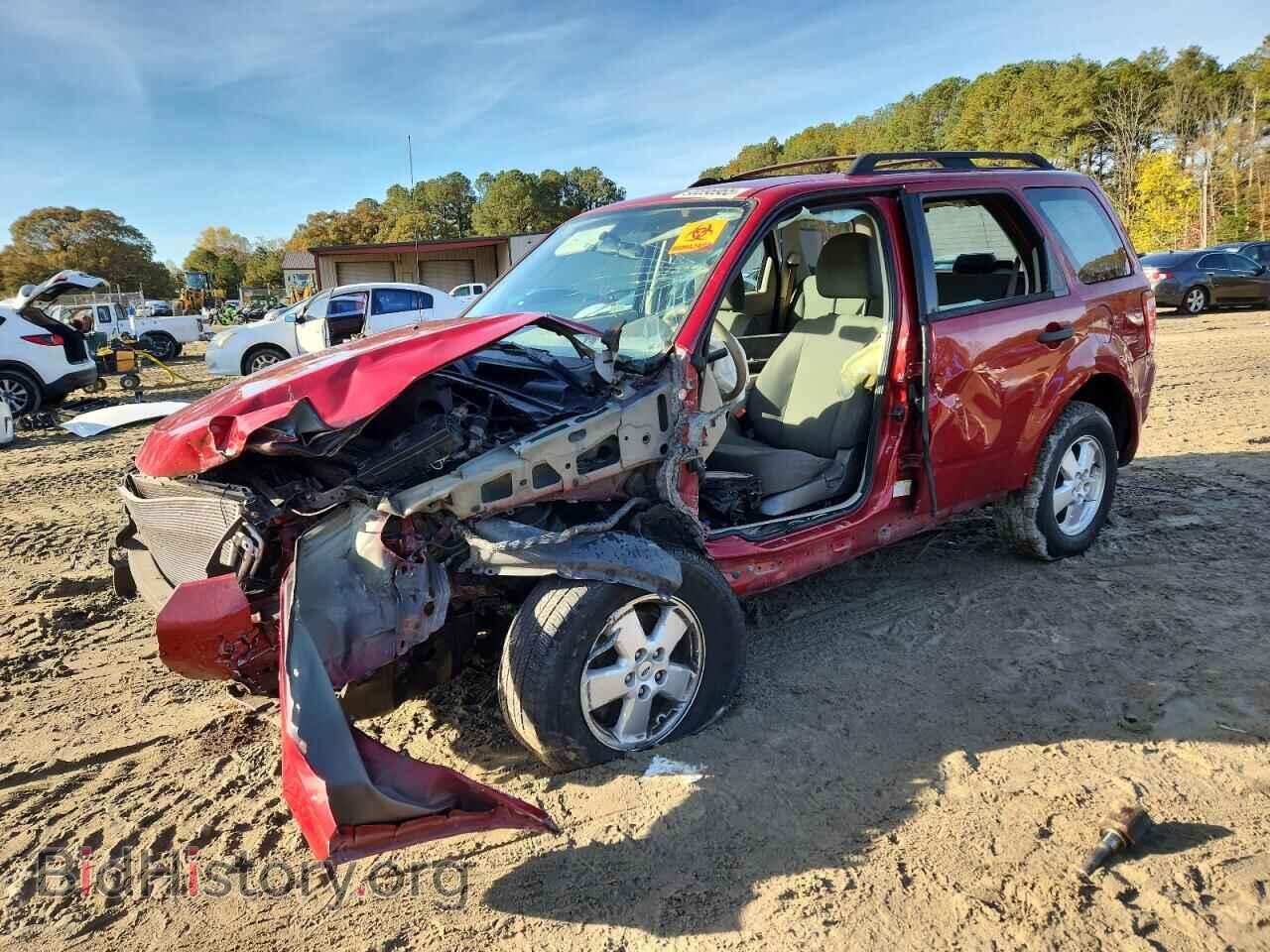 Photo 1FMCU9C77BKA24460 - FORD ESCAPE 2011