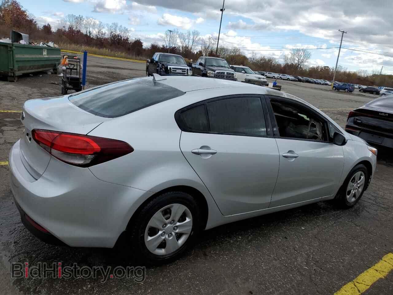 2017 KIA FORTE - VIN: 3KPFK4A77HE142016 - Фото 3