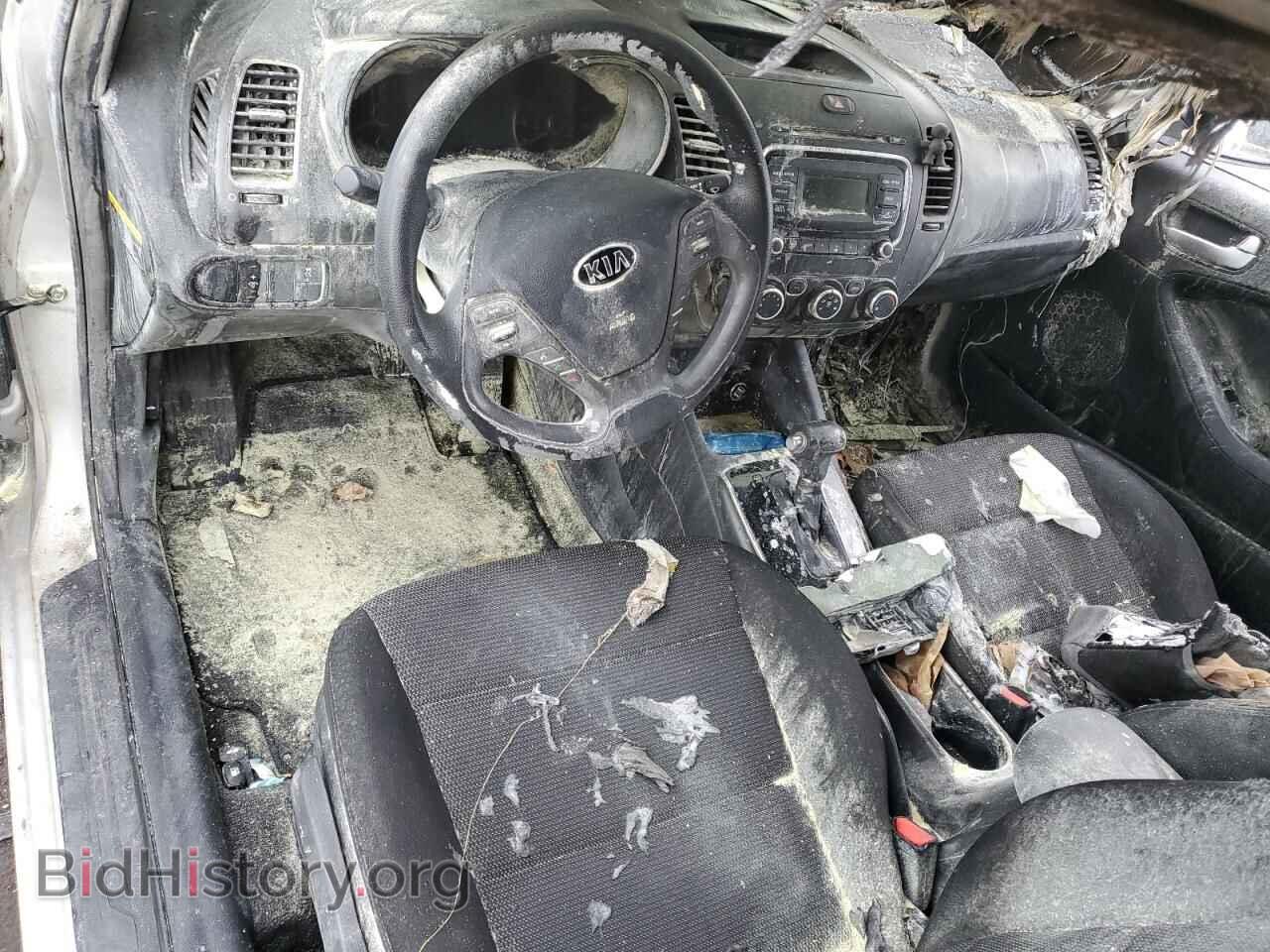 2017 KIA FORTE - VIN: 3KPFK4A77HE142016 - Фото 8