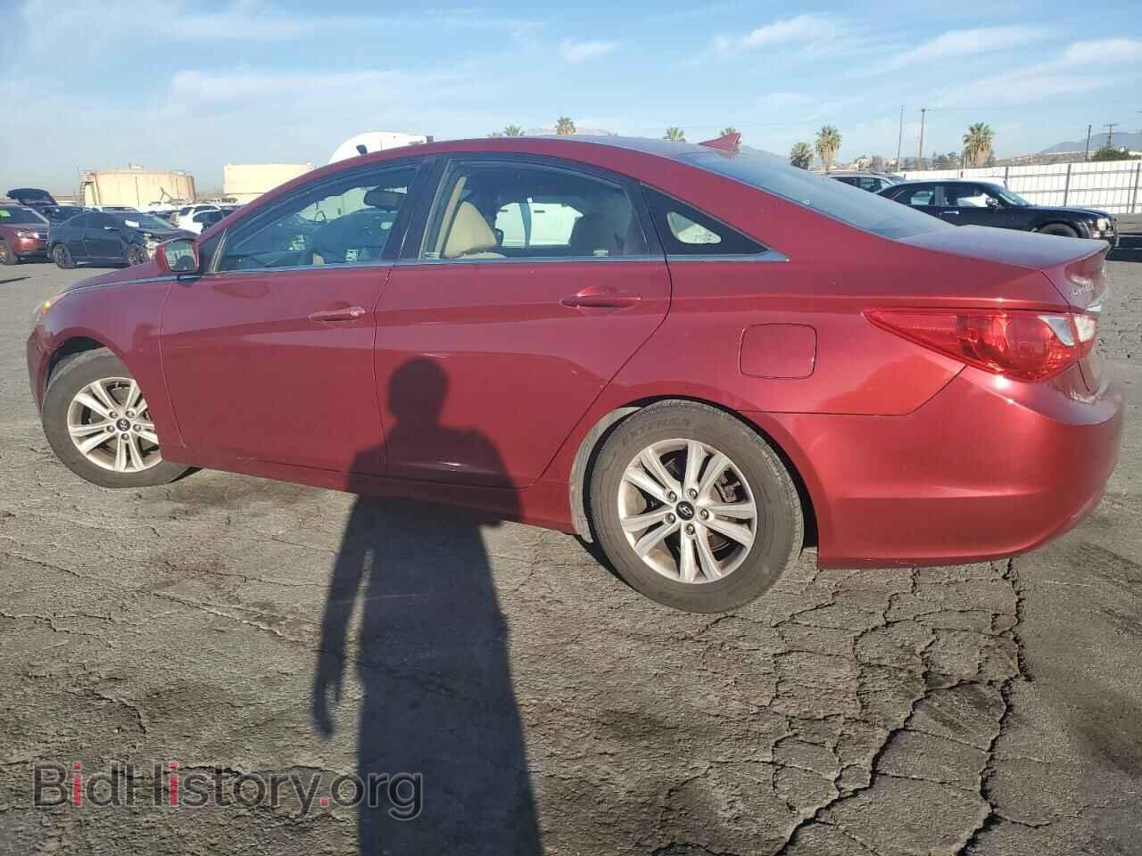 2013 HYUNDAI SONATA - VIN: 5NPEB4AC9DH686466 - Фото 2