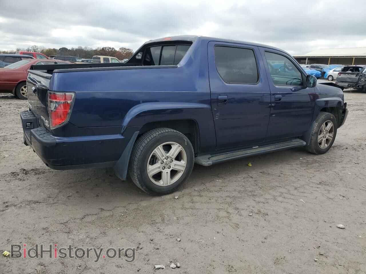 2013 HONDA RIDGELINE - VIN: 5FPYK1F56DB013579 - Фото 3
