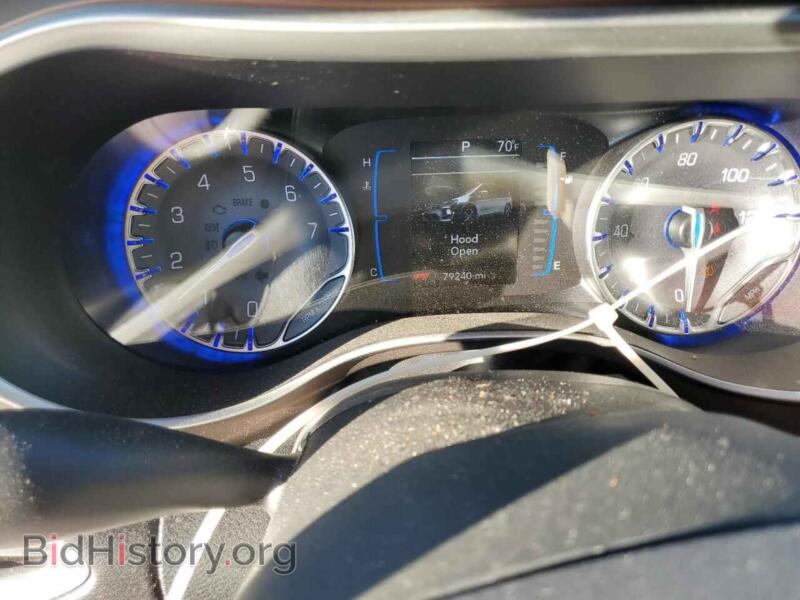 2017 Chrysler PACIFICA (VIN 2C4RC1BG2HR510236) — фото 9 из 15