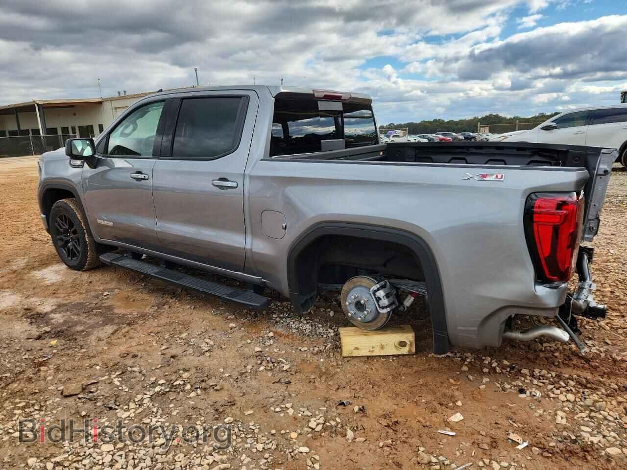 2025 GMC SIERRA - VIN: 3GTUUCED1SG122609 - Фото 2