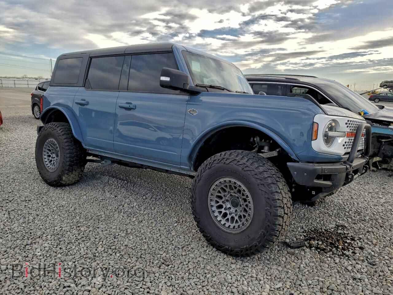2023 FORD BRONCO - VIN: 1FMEE5DPXPLB37978 - Фото 4