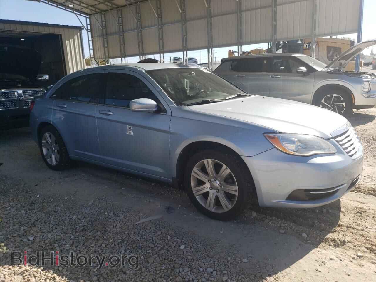 2013 CHRYSLER 200 - VIN: 1C3CCBBB1DN764631 - Фото 4