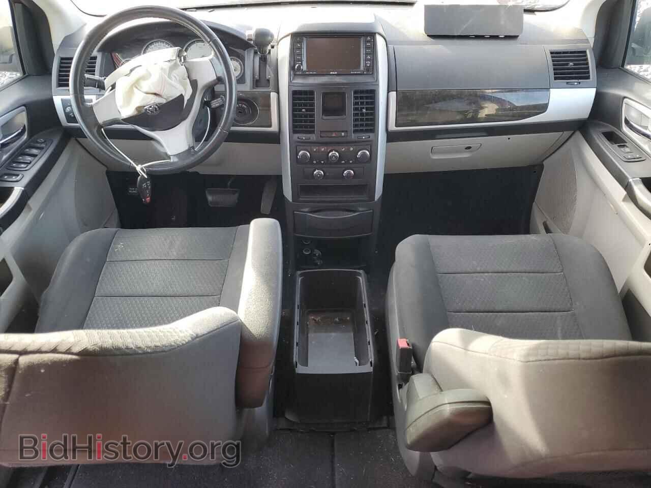 2010 DODGE CARAVAN - VIN: 2D4RN6DX2AR364871 - Фото 8