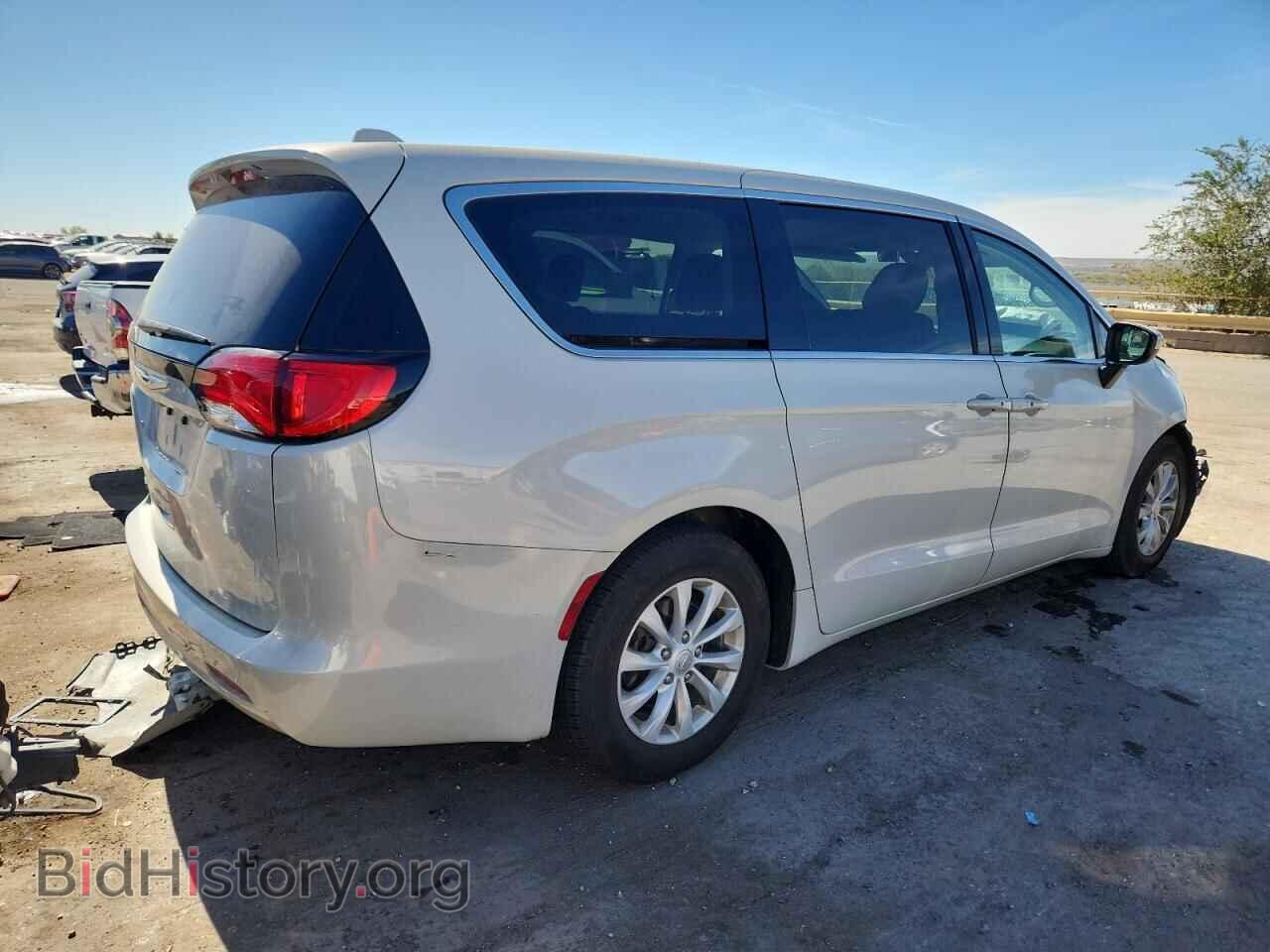 2017 CHRYSLER PACIFICA - VIN: 2C4RC1DG2HR565590 - Photo 3