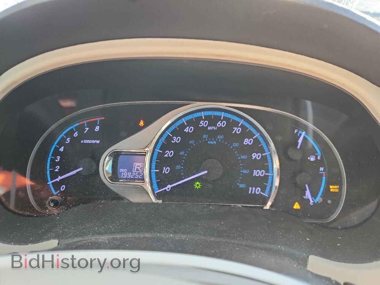 2011 TOYOTA All Models - VIN: 5TDDK3DC9BS025979 - Photo 9