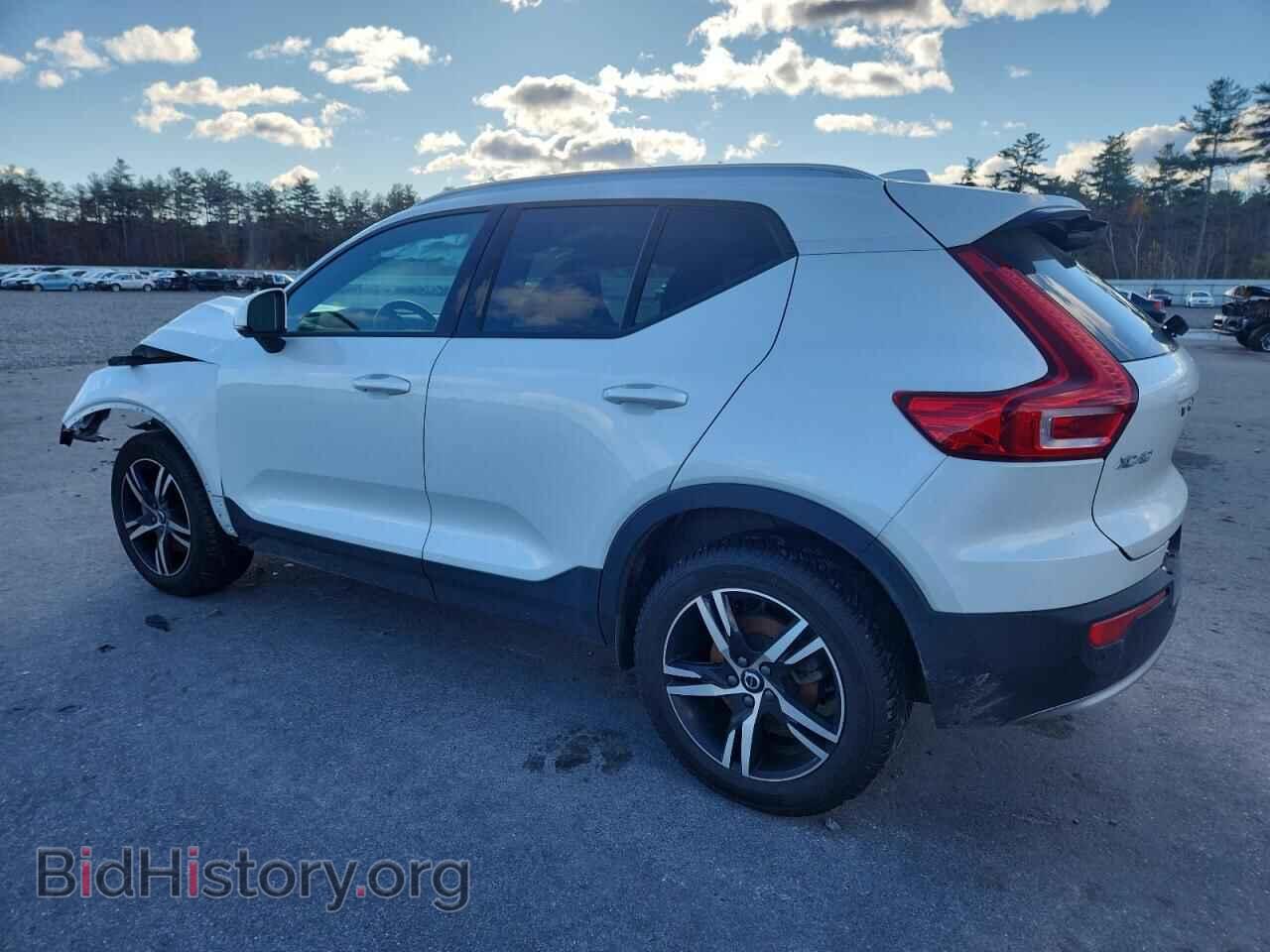 2023 VOLVO XC40 CORE - VIN: YV4L12UV8P2058932 - Фото 2