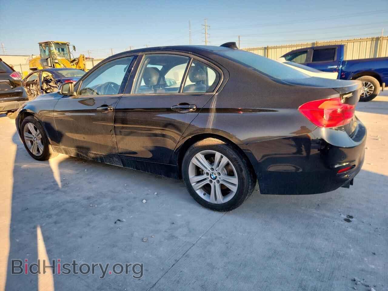 2016 BMW 3 SERIES - VIN: WBA8E9G58GNU29830 - Фото 2