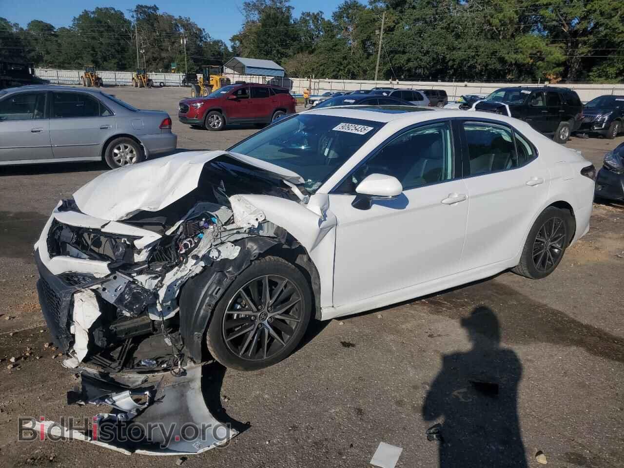Фотография 4T1G11AK3RU857965 - TOYOTA CAMRY 2024