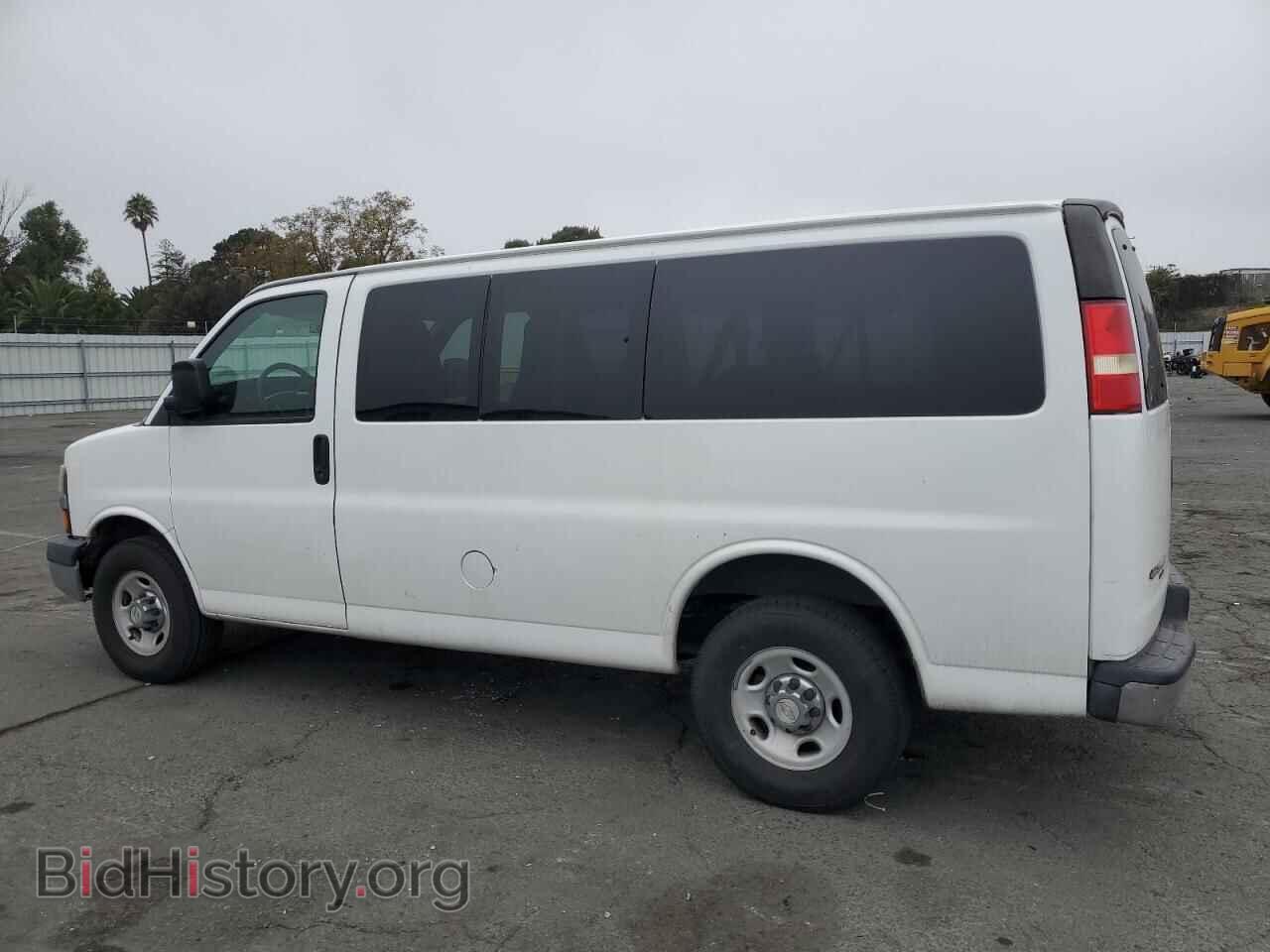 2013 CHEVROLET EXPRESS - VIN: 1GAWGRFA2D1108137 - Фото 2
