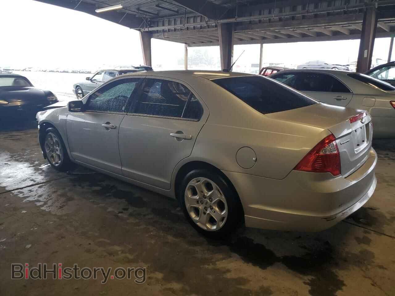 2010 FORD FUSION - VIN: 3FAHP0HA3AR373195 - Фото 2