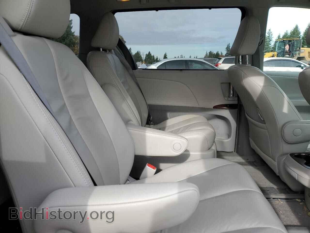 2014 TOYOTA All Models - VIN: 5TDDK3DCXES092207 - Фото 11