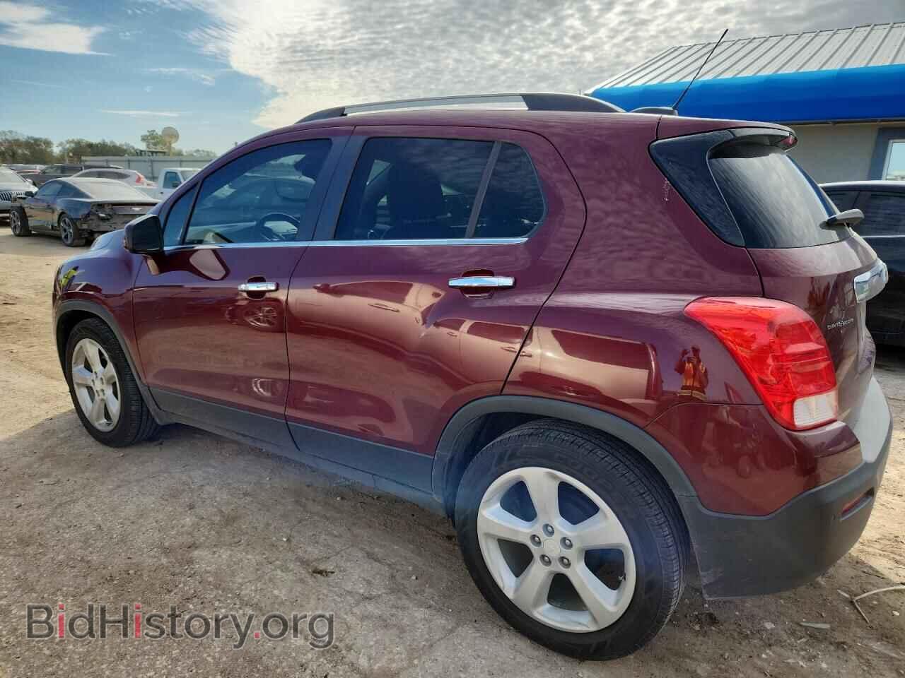 2016 CHEVROLET TRAX - VIN: 3GNCJMSB7GL154676 - Фото 2