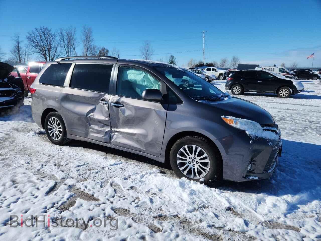 2018 TOYOTA All Models - VIN: 5TDYZ3DC5JS942381 - Фото 4
