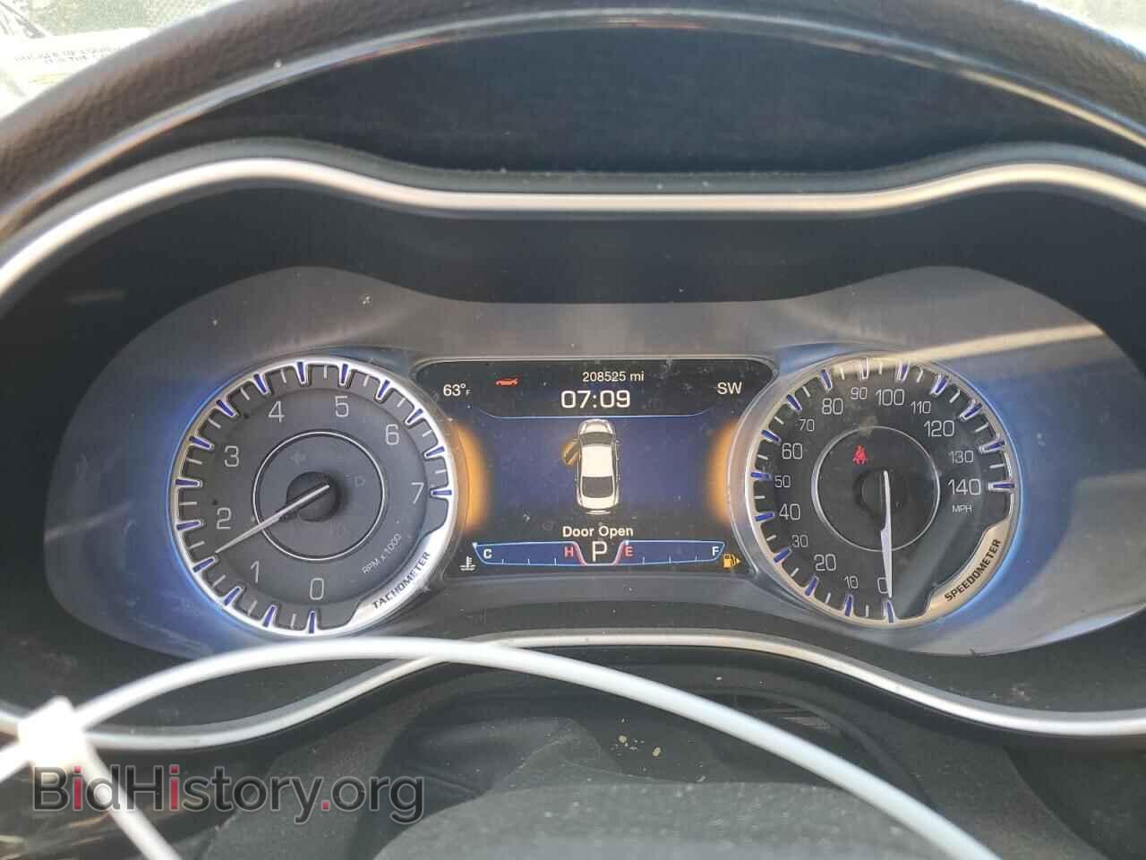 2015 CHRYSLER 200 - VIN: 1C3CCCCB5FN571860 - Фото 9