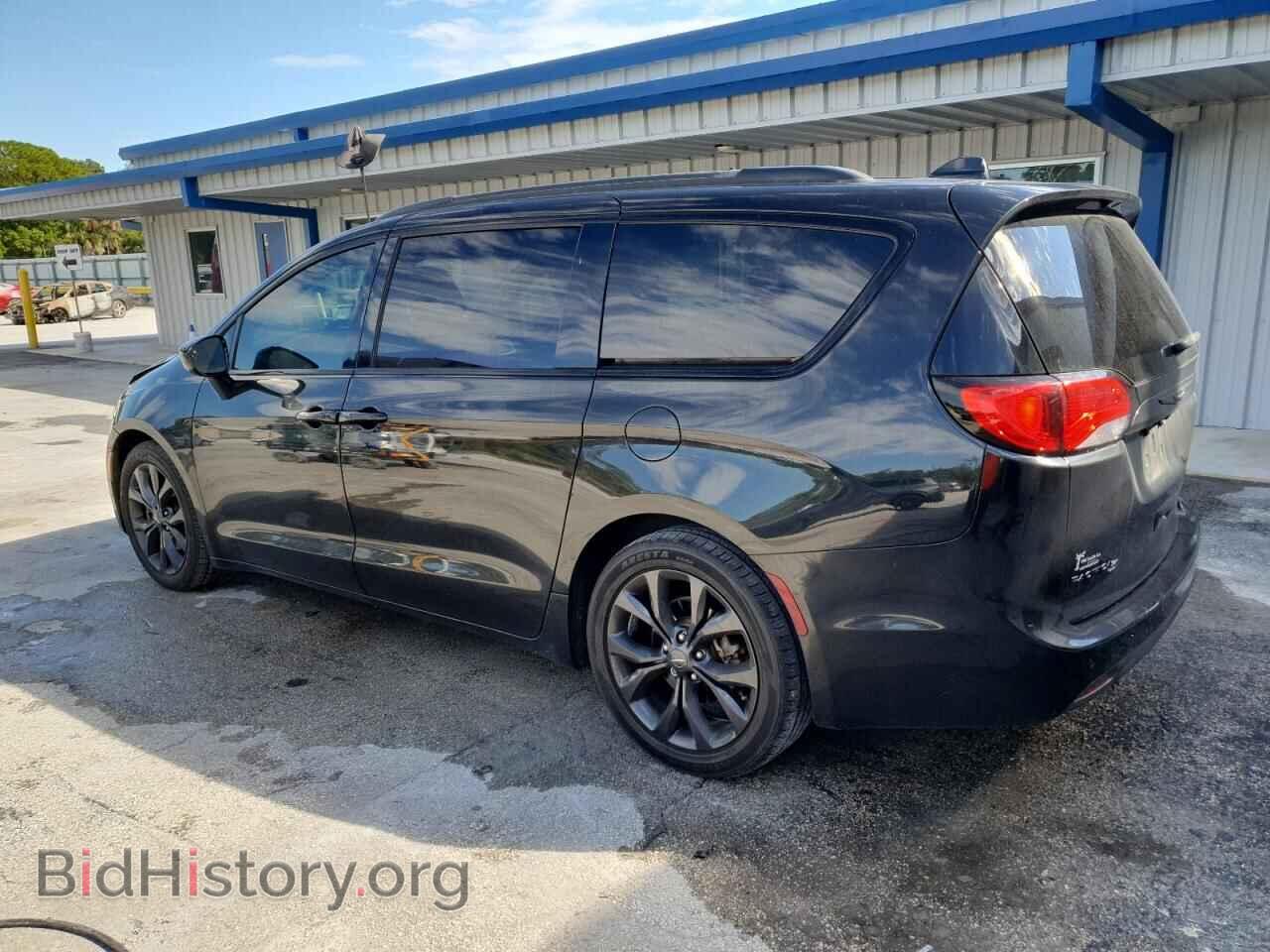 2018 CHRYSLER PACIFICA - VIN: 2C4RC1EG8JR252578 - Фото 2