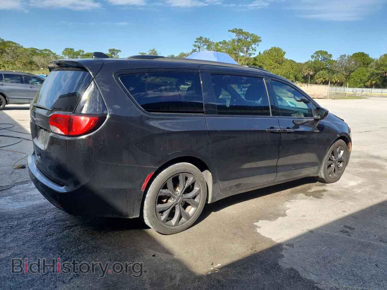 2018 CHRYSLER PACIFICA - VIN: 2C4RC1EG8JR252578 - Фото 3