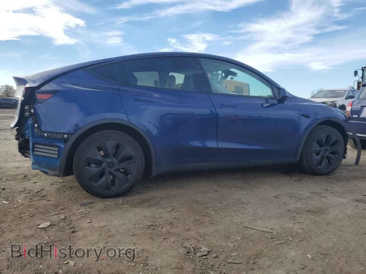2024 TESLA MODEL Y - VIN: 7SAYGDEE3RF167870 - Photo 3