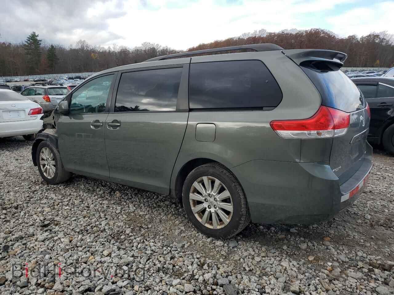 2011 TOYOTA All Models - VIN: 5TDKK3DC8BS008193 - Фото 2