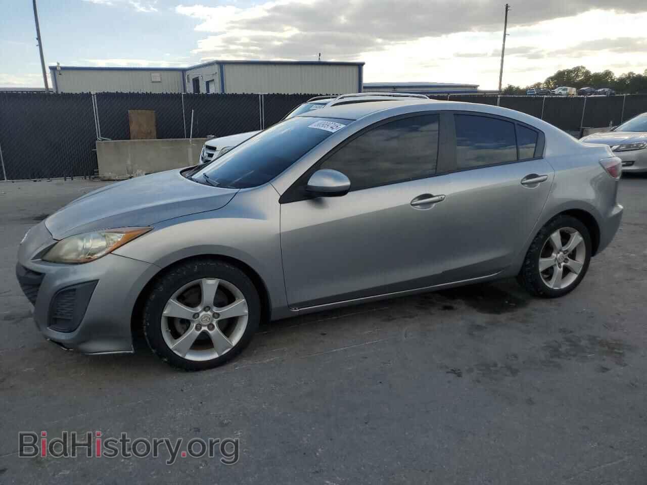 Photo JM1BL1UF1B1471642 - MAZDA 3 2011