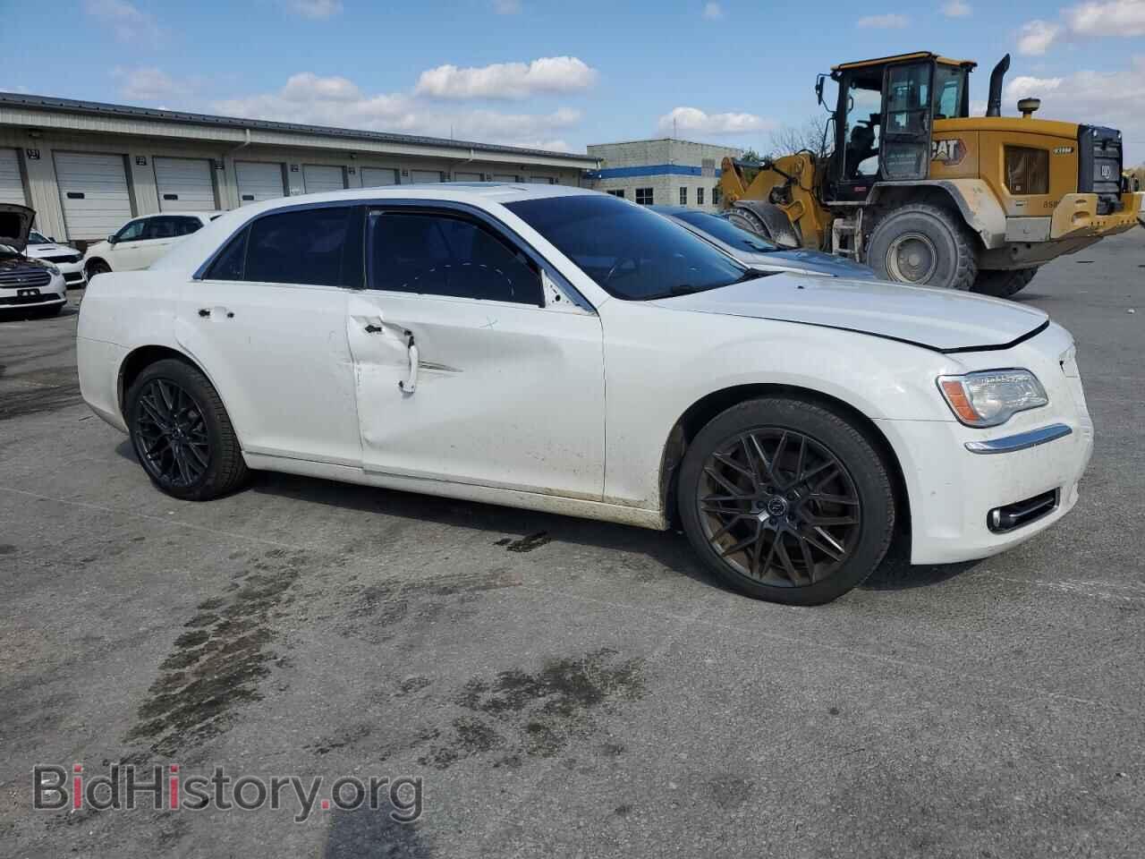 2013 CHRYSLER 300 - VIN: 2C3CCARG2DH533452 - Photo 4