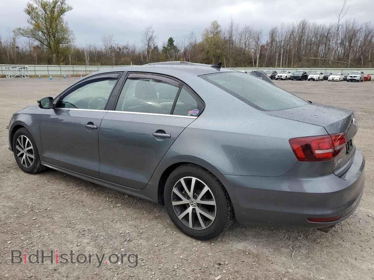 2017 VOLKSWAGEN JETTA - VIN: 3VWDB7AJ0HM202001 - Фото 2