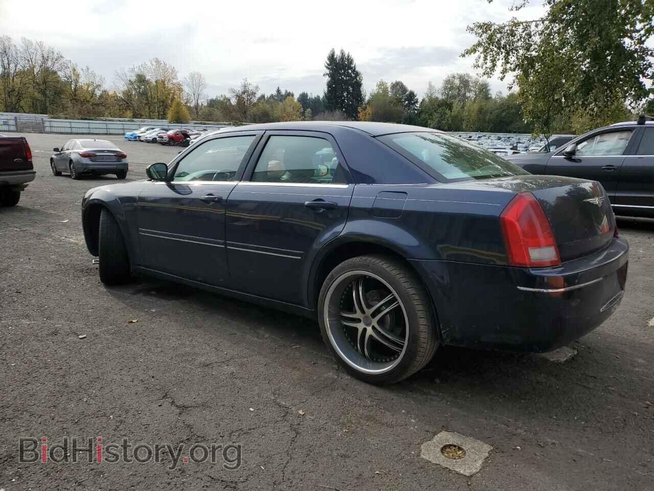 2005 CHRYSLER 300 - VIN: 2C3JA53G75H107805 - Фото 2