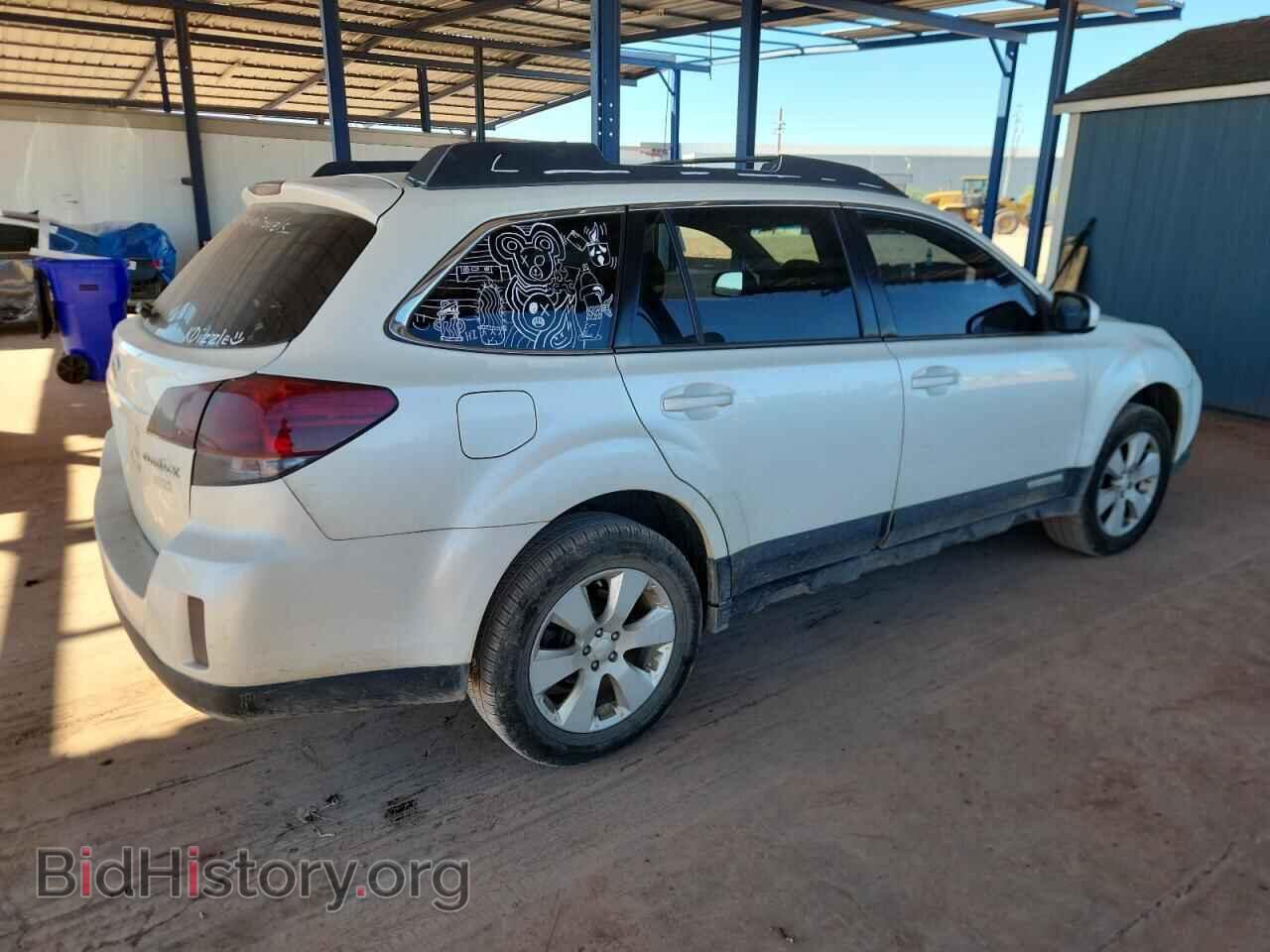2011 SUBARU OUTBACK - VIN: 4S4BRBGC7B3433032 - Фото 3