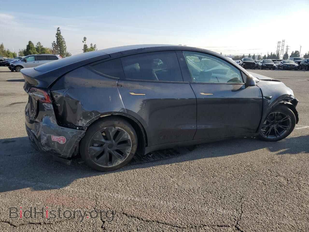 2024 TESLA MODEL Y - VIN: 7SAYGDED9RF113822 - Фото 3