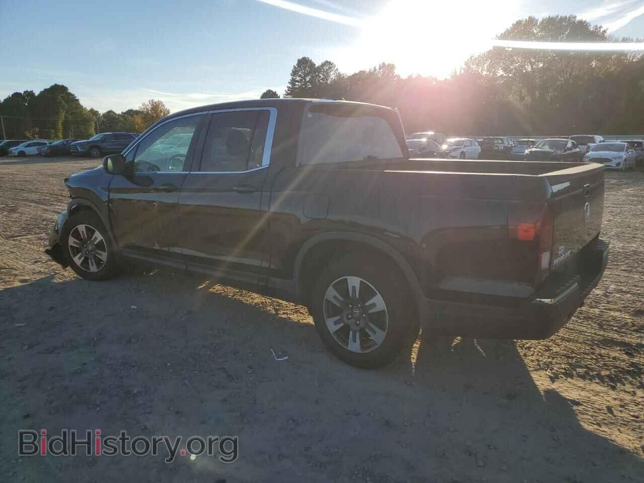 2017 HONDA RIDGELINE - VIN: 5FPYK2F63HB008196 - Фото 2